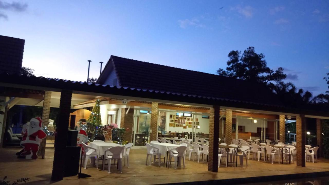 Armonia Village Resort And Spa Чумфон Екстериор снимка